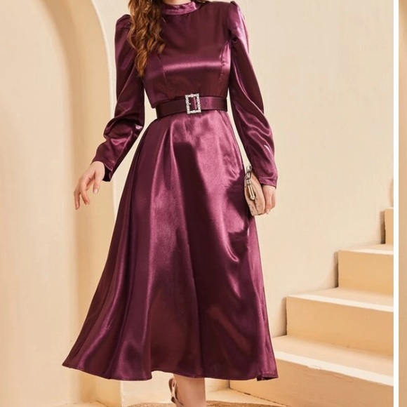 SHEIN Dresses & Skirts - Puff sleeves maroon maxi satin dress.